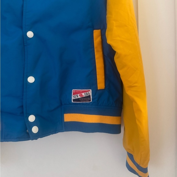New Era Women's Chargers Los Angeles Coaches Raglan Full-Snap Jacket Blue Yellow - Picture 8 of 9